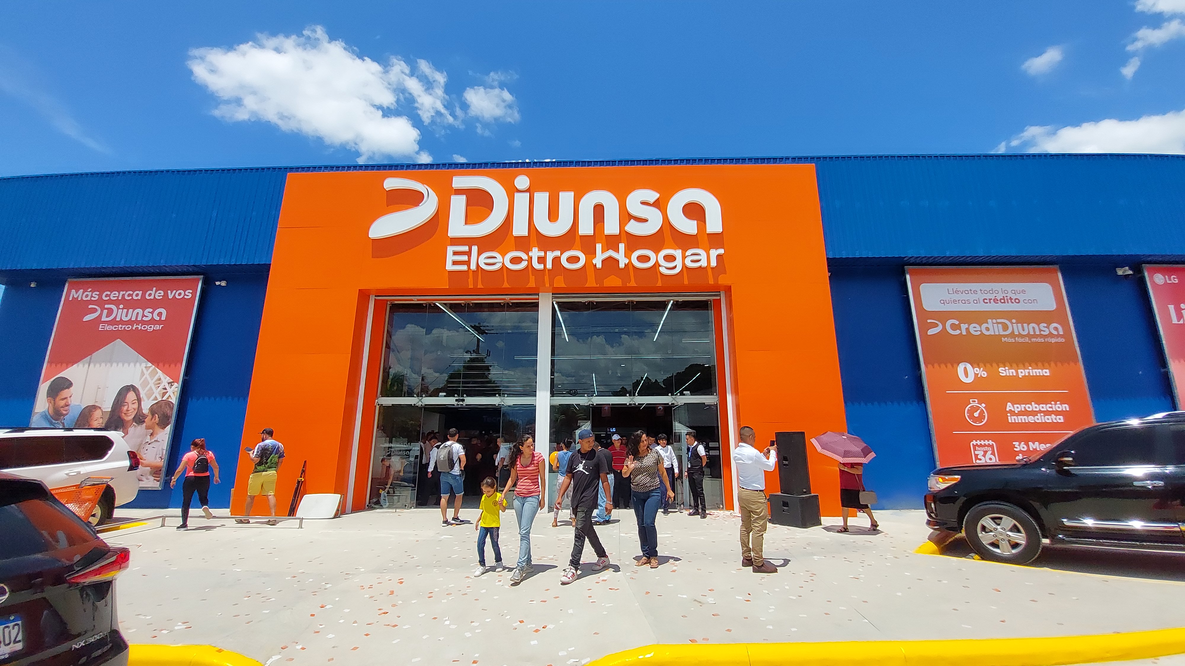Diunsa abrió su nueva tienda en Tocoa como parte de su plan de expansión en  toda Honduras 