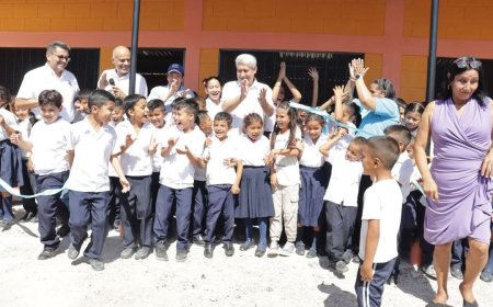 Decenas de niños se benefician con apertura de módulo de cinco aulas en la Felipe Borjas, Villanueva, Cortés