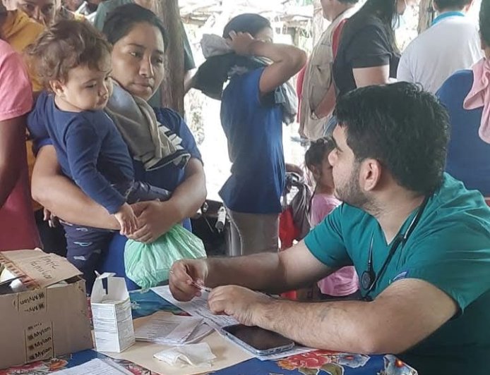 Brigada médica beneficia a pobladores de los Bajos de Choloma, Cortés