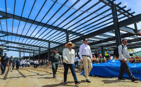 Presidenta Xiomara Castro supervisa avance de varios proyectos en Islas de la Bahia