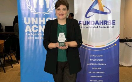 Diunsa recibe reconocimiento de ACNUR y FUNDAHRSE por su programa “Espacio para Crecer”