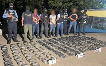 Incautan 136 kilos de cocaina en compartimiento falso de carro en Colón