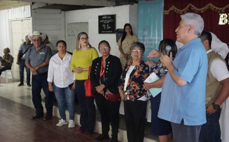 Eligen y juramentan el Comité de Gobierno Local en Villanueva, Cortés