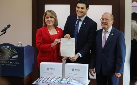 Secretaria de Finanzas entrega al Congreso Nacional el anteproyecto de Presupuesto General de la República para 2025