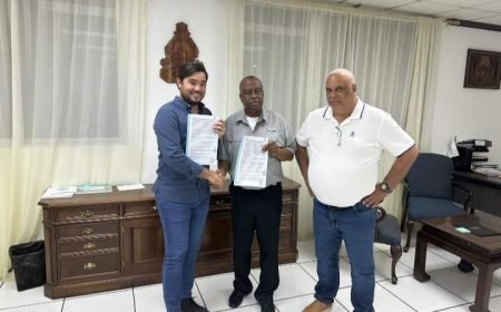 La SIT y alcaldia de Santos Guardiola, Islas de la Bahia pavimentarán 10 kilómetros de carretera