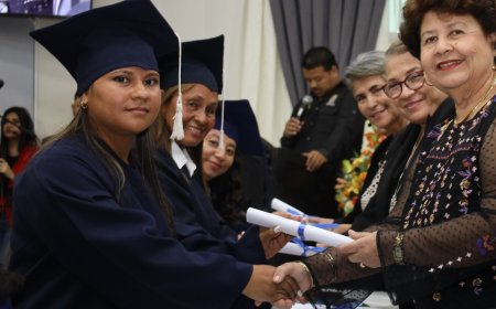 176 porteños logran graduarse con programas alternativos de la alcaldia de Puerto Cortés