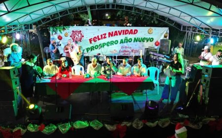 Miles disfrutan la llegada de la Navidad en Choloma