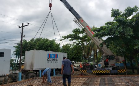 Comando Sur de Estados Unidos dona equipo médico a centro de salud de Bajos de Choloma