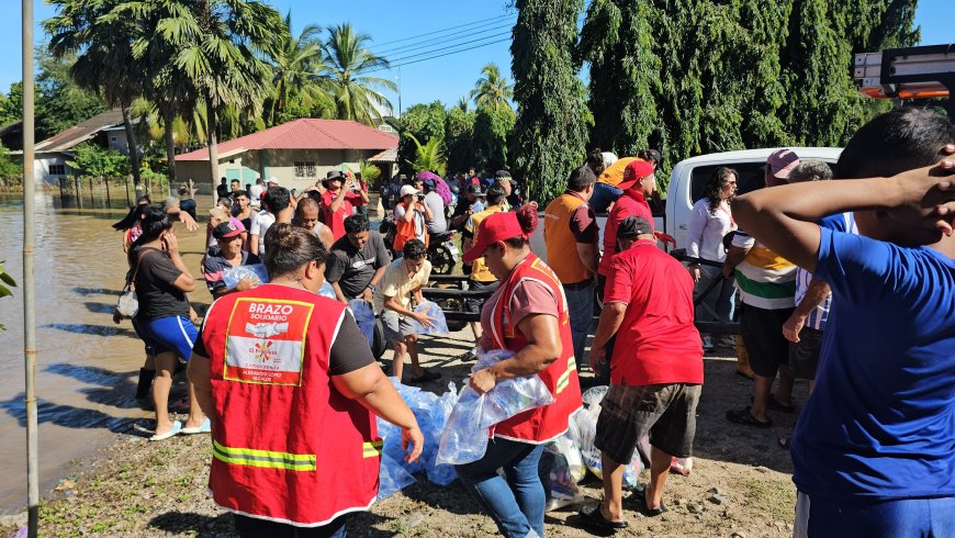 Alcaldia progreseña lleva ayuda a afectados por inundaciones en El Progreso, Yoro