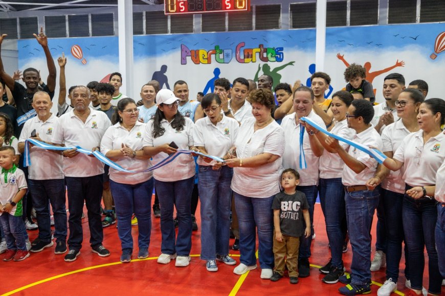 A un costo superior a los L17 millones la alcaldía de Puerto Cortés inaugura moderno gimnasio