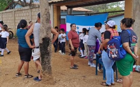 Se toman escuela para exigir maestros en Catacamas, Olancho