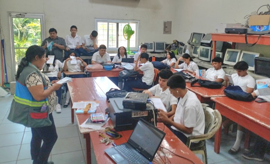 Enseñan a estudiantes de El Progreso y Santa Rita, Yoro, como ahorrar energía eléctrica