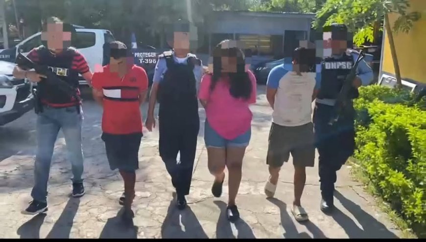 Capturan a una mujer y dos hombres por agredir a policias en San Lorenzo, Valle