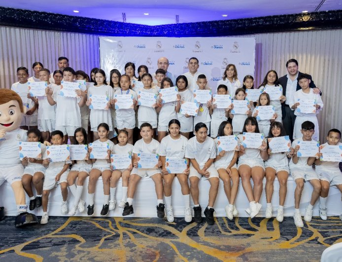 Fundación Diunsa celebra su 14 aniversario con torneo de fútbol "La Amistad"