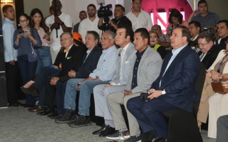 Candidatos presidenciales de Honduras firman compromiso anticorrupción con el CNA