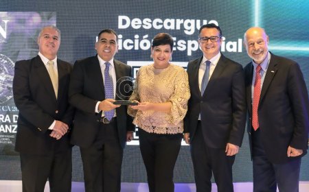 HONOR: DIUNSA  recibe reconocimiento de Empresa Triple Confianza