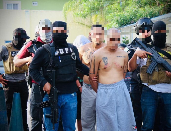 Capturan a varios pandilleros con drogas y armas en Tegucigalpa