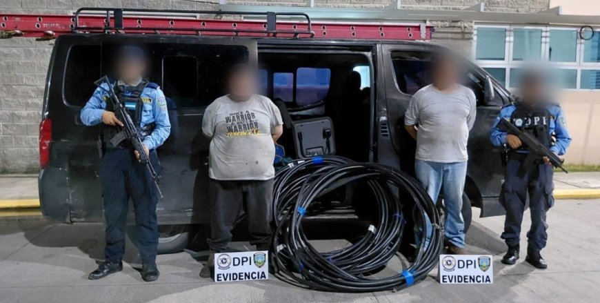 Capturan a dos hombres supuestamente por robar cable de Hondutel en El Progreso, Yoro.