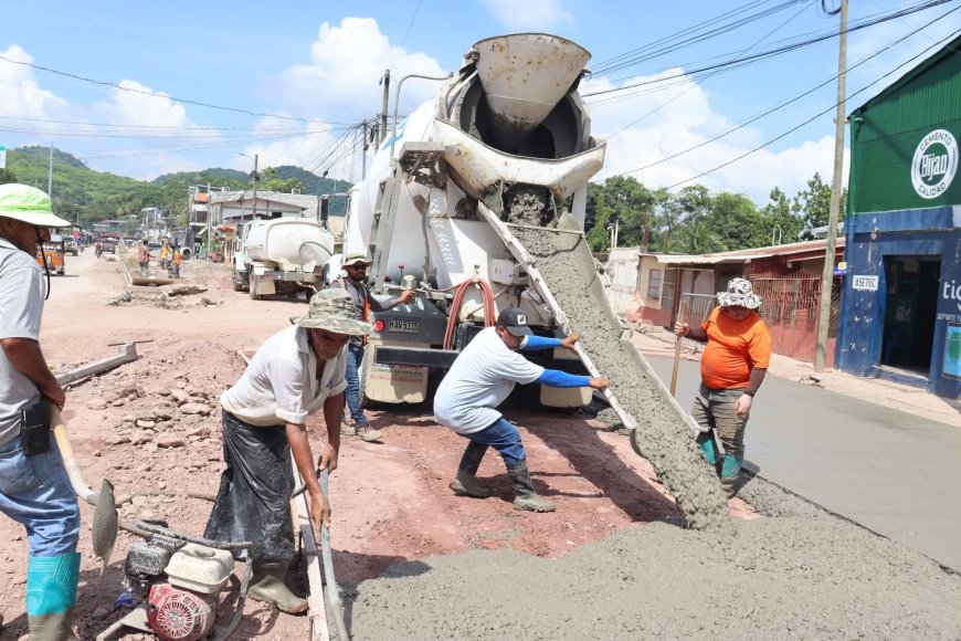 Construcción de boulevar viene a catapultar el desarrollo en Dos Caminos, Villanueva, Cortés.