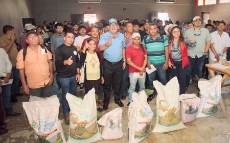 Entregan Bono Técnologico en la zona del Merendon, Choloma