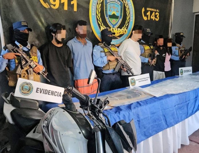 Capturan a 5 pandilleros con armas y droga en Choloma