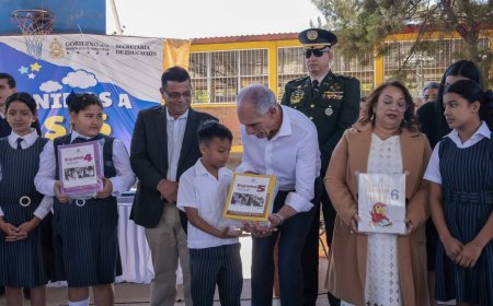 Presidente de Nasry Asfura inicia entrega de 10 millones de libros de texto a escolares