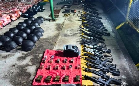 Droga, indumentaria policial y armas de alto poder encuentra la Policia en SPS