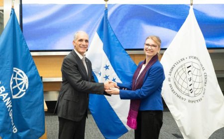 Presidente hondureño, Nasry Asfura, oficializa la reincorporación de Honduras al CIADI en el Banco Mundial