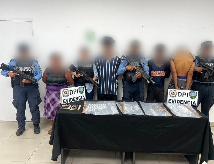 Capturan a cuatro con droga en El Progreso, Yoro.