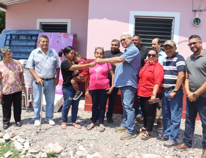 Alcalde y regidores  de Villanueva, Cortés, supervisan proyectos