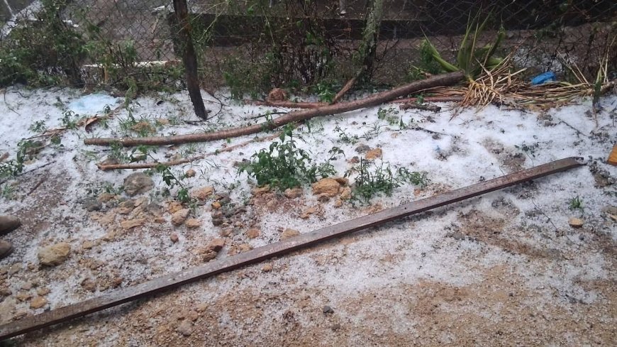 Cae lluvia de granizo en Siguatepeque, Comayagua.