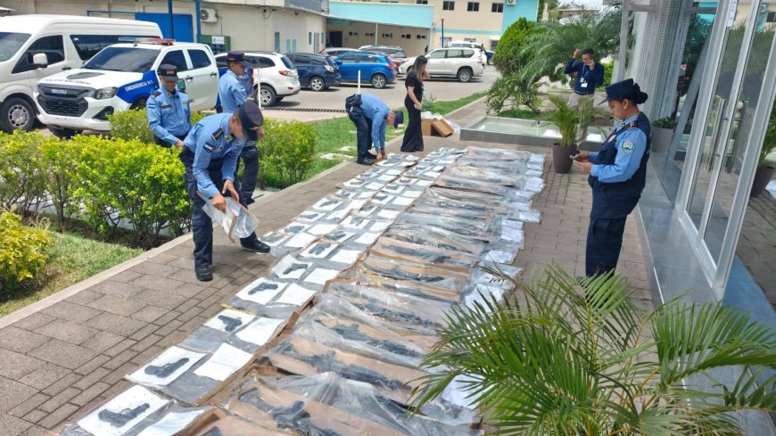 Policia Nacional recupera 50 armas de fuego institucionales
