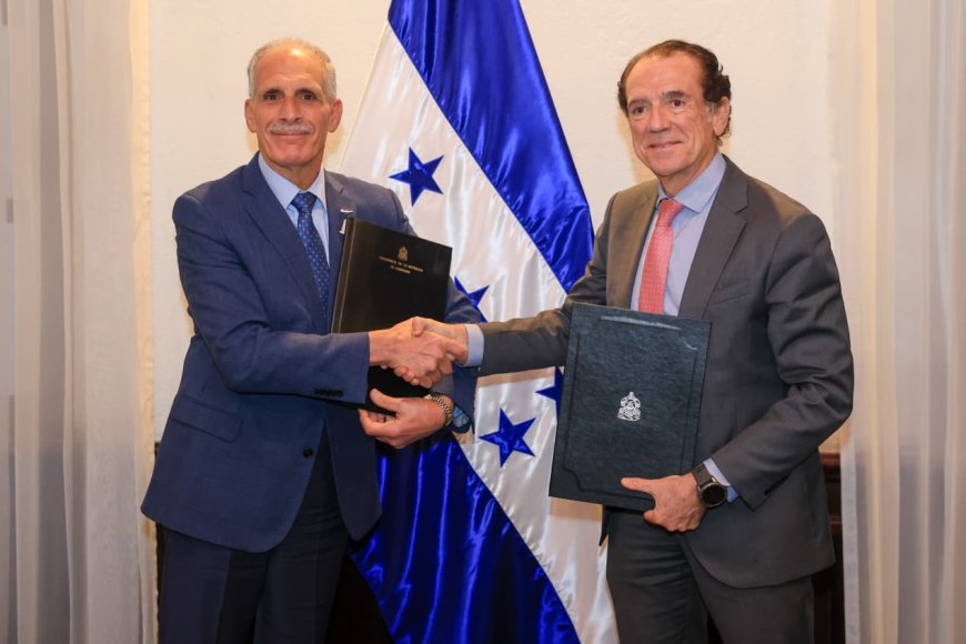 Anuncian construcción de nuevo hospital en Puerto Cortés