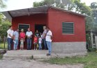 Municipalidad de Villanueva, Cortés, ayuda a 10 familias con vivienda
