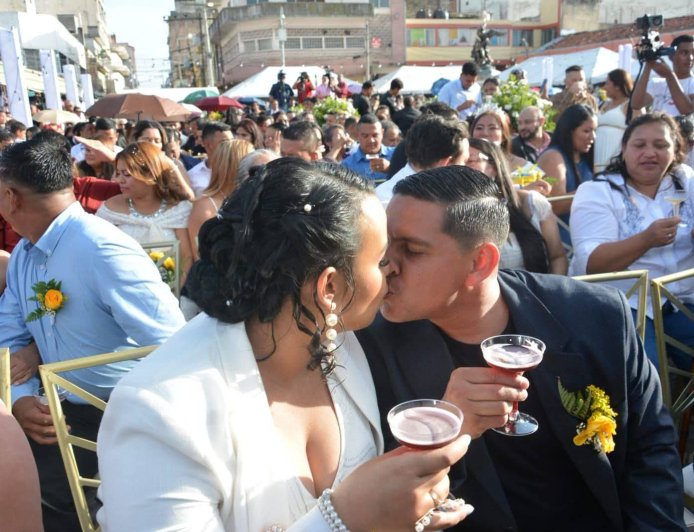 El amor atrapo a los capitalinos