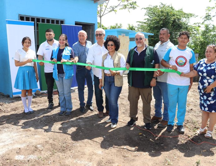 Colonia "Felipe Borjas" de Villanueva, Cortés, ya cuenta con moderno sistema de agua